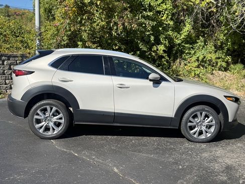 Used 2023 MAZDA CX-30 AWD 2.5 S w/ Premium Package image 9