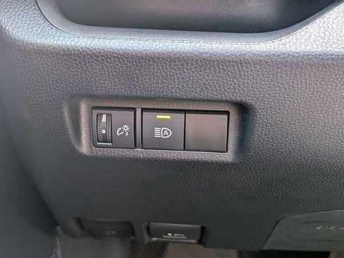 Used 2024 Toyota RAV4 XLE FWD image 23