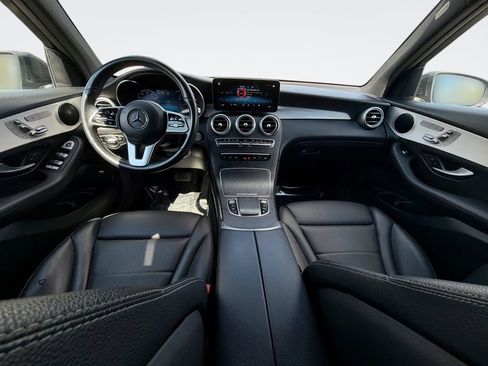 Used 2021 Mercedes-Benz GLC 300 4MATIC image 23