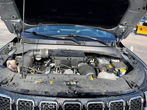 Used 2024 Jeep Compass Limited AWD/4WD image 34
