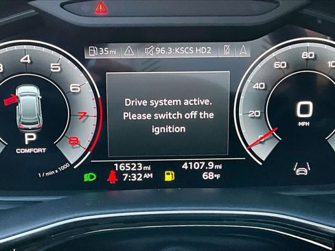 Used 2023 Audi Q8 Premium Plus AWD/4WD image 26