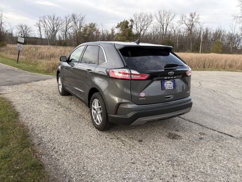 Used 2024 Ford Edge SEL image 14