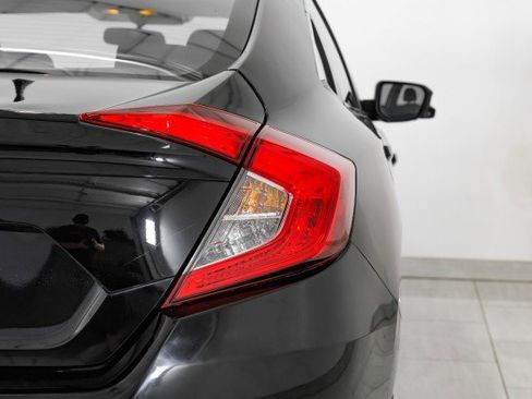 Used 2017 Honda Civic EX image 44