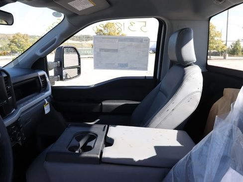 New 2026 Ford F550 2WD Regular Cab Super Duty image 10