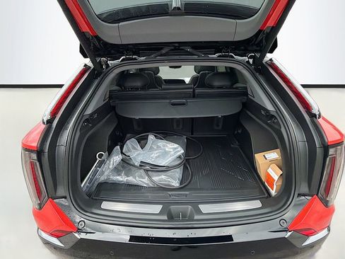 New 2026 Cadillac Optiq Sport 2 RWD image 28