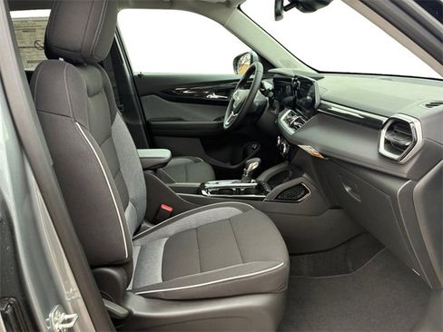New 2026 Chevrolet TrailBlazer LT w/ Convenience Package image 13