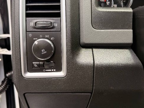Used 2017 RAM 2500 Big Horn w/ Sport Appearance Group AWD/4WD image 16