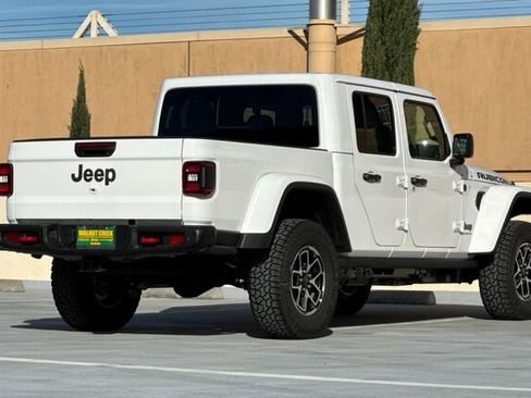 New 2026 Jeep Gladiator Rubicon image 4
