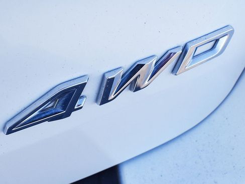 Used 2025 Ford Explorer ST-Line image 17