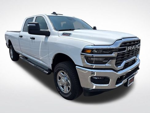 New 2026 RAM 2500 Tradesman AWD/4WD image 7