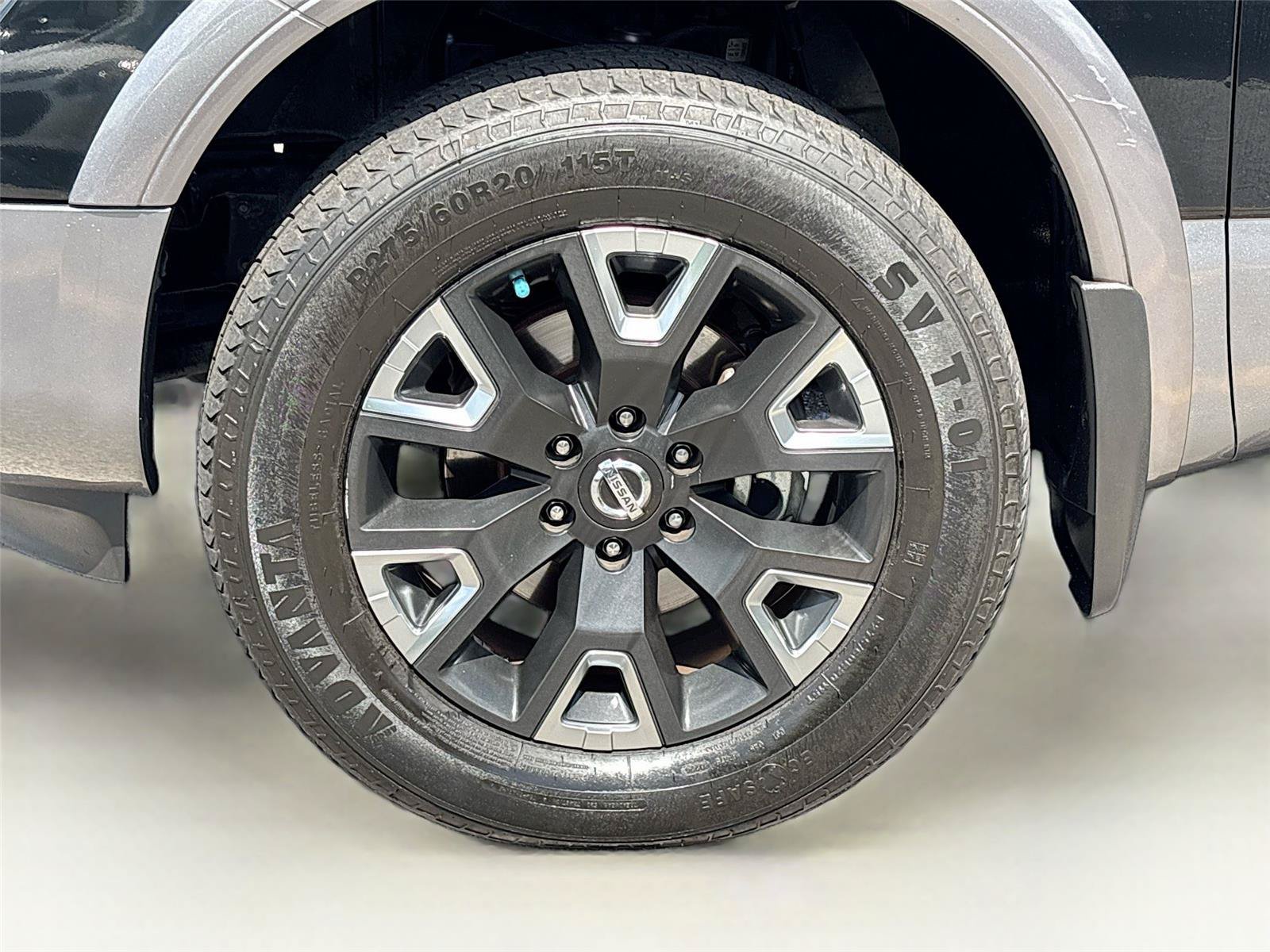 Used 2020 Nissan Titan Platinum Reserve w/ Moonroof Package AWD/4WD image 32