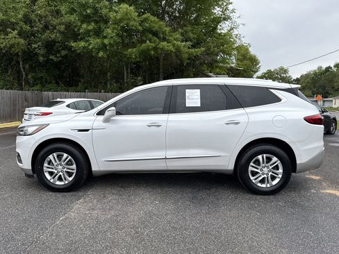 Used 2020 Buick Enclave Essence FWD image 2