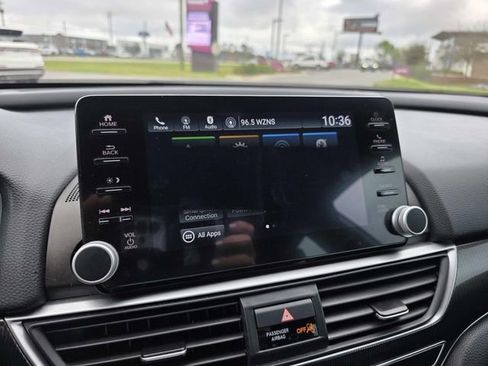 Used 2022 Honda Accord Sport image 9