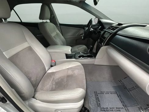 Used 2013 Toyota Camry XLE w/ Leather Pkg FWD image 20