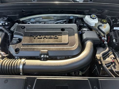 Used 2023 Buick Envision Avenir FWD image 31