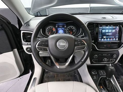 Used 2019 Jeep Cherokee Limited w/ Trailer Tow Group image 27