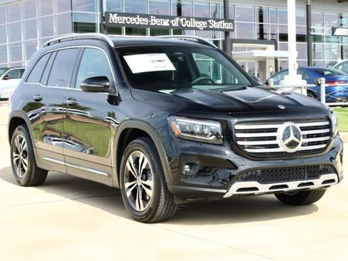 New 2026 Mercedes-Benz GLB 250 4MATIC image 3