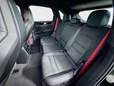 Used 2025 Porsche Cayenne GTS image 24