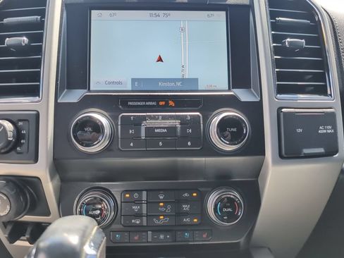 Used 2020 Ford F150 Lariat w/ Equipment Group 502A Luxury AWD/4WD image 16