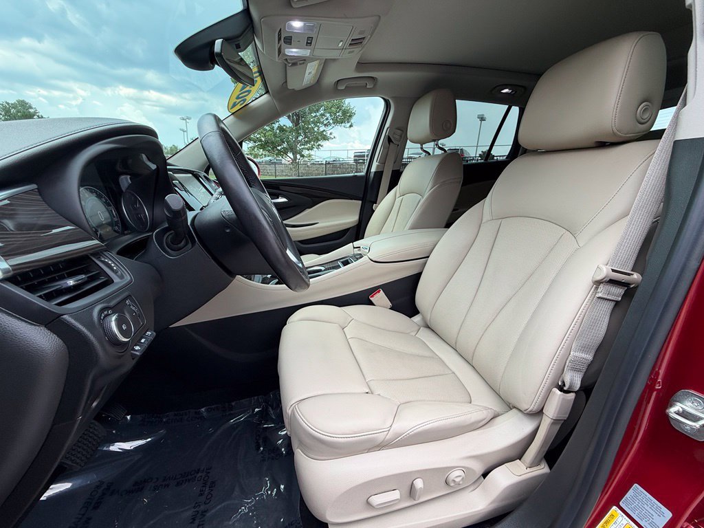 Used 2020 Buick Envision Premium w/ Driver Confidence Package AWD/4WD image 18