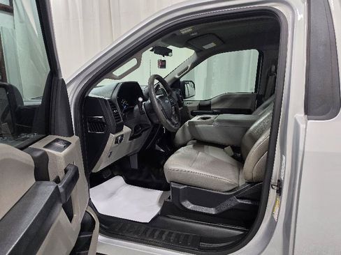 Used 2018 Ford F150 XL w/ Equipment Group 101A Mid RWD image 11