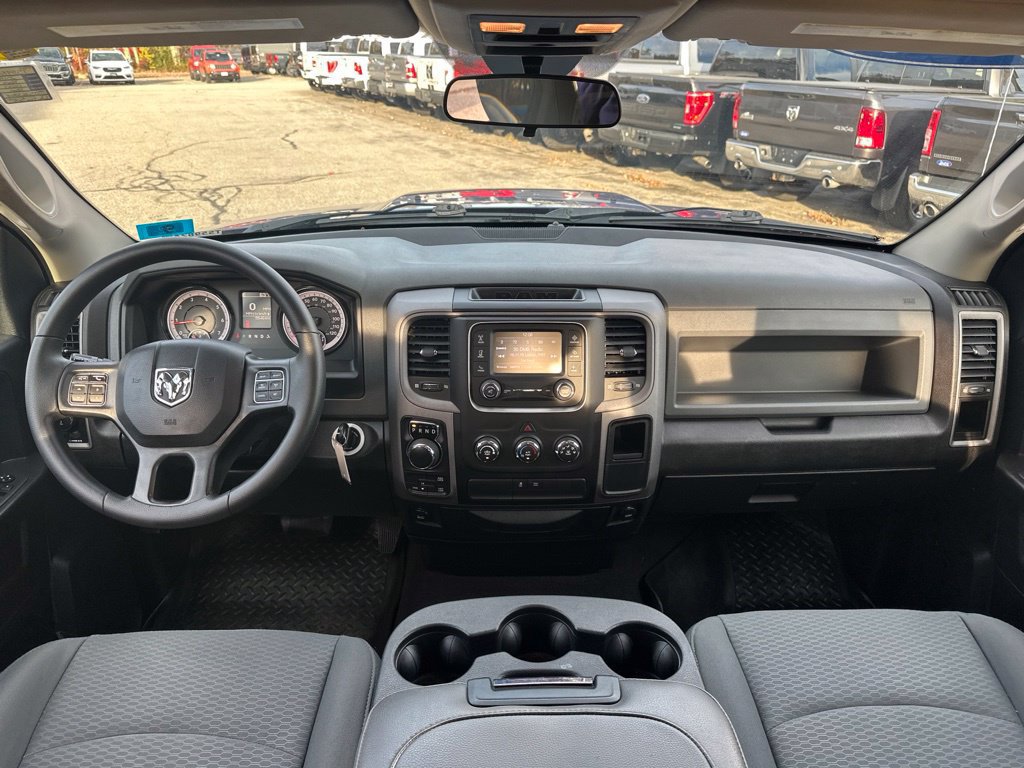 Used 2018 RAM 1500 Express w/ Express Value Package AWD/4WD image 17