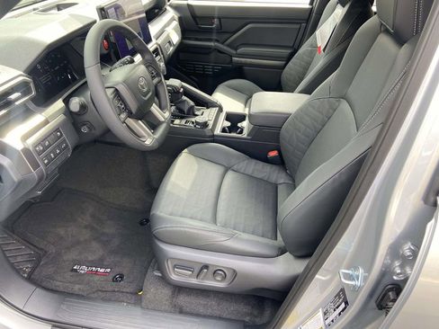 New 2026 Toyota 4Runner TRD Off-Road Premium AWD/4WD image 11