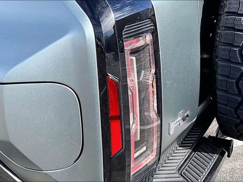 Used 2024 GMC Hummer EV 3X w/ Extreme Off-Road Package image 22