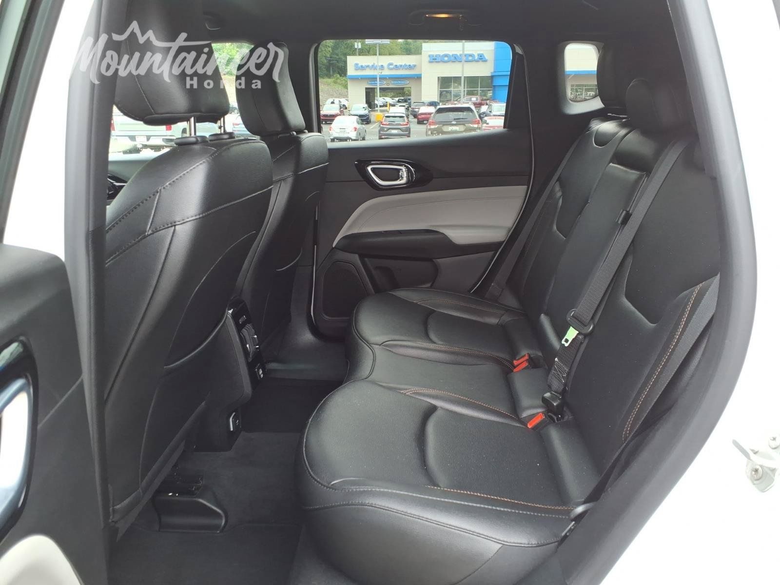 Used 2024 Jeep Compass Limited AWD/4WD image 12