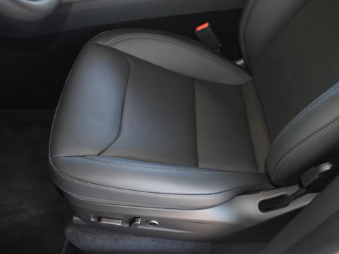 Used 2024 Tesla Model 3 Long Range RWD image 11