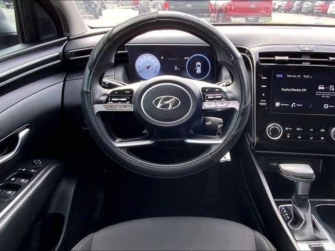 Used 2024 Hyundai Tucson SE FWD image 6