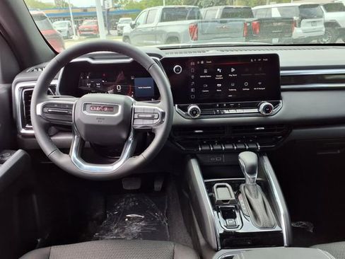 New 2025 GMC Canyon Elevation image 9