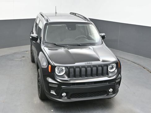 Used 2023 Jeep Renegade Altitude w/ Sun/Sound Group AWD/4WD image 34
