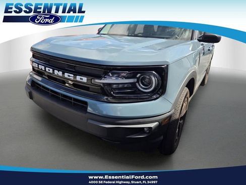Used 2022 Ford Bronco Sport Outer Banks w/ Tech Package AWD/4WD image 1
