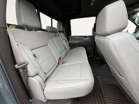 New 2026 Chevrolet Silverado 2500 LTZ w/ LTZ Premium Package image 18