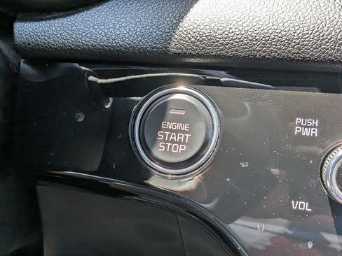 Certified 2022 Kia Sportage SX AWD/4WD image 23
