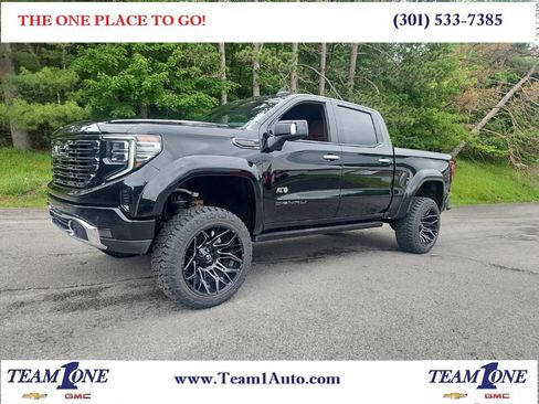 Used 2023 GMC Sierra 1500 Denali Ultimate AWD/4WD image 1