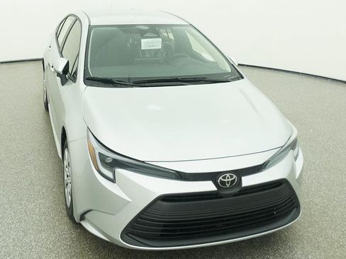 New 2026 Toyota Corolla LE FWD image 8
