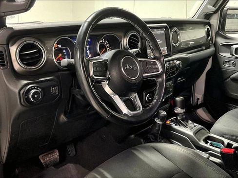 Used 2023 Jeep Wrangler Sahara w/ Cold Weather Group image 16