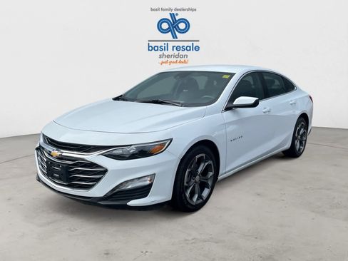 Used 2024 Chevrolet Malibu LT FWD image 2