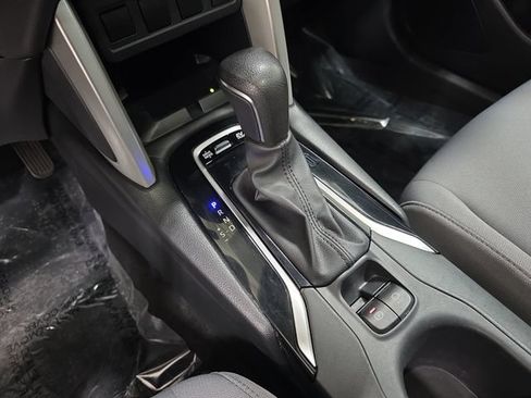 Certified 2024 Toyota Corolla Cross AWD Hybrid w/ Moonroof Package image 22