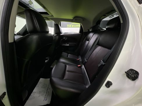 Used 2014 Nissan Juke SL AWD/4WD image 26