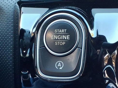 Certified 2022 Mercedes-Benz CLA 250 image 25