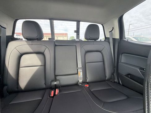 Used 2022 Chevrolet Colorado Z71 AWD/4WD image 13