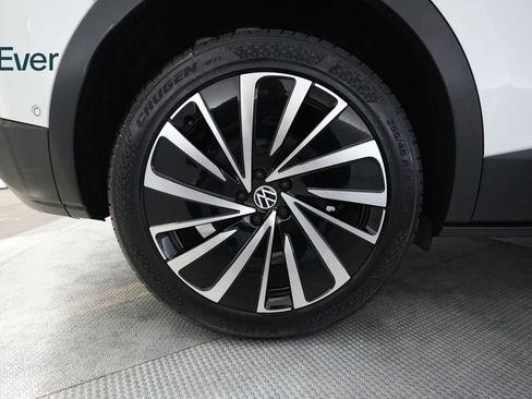 Used 2023 Volkswagen ID.4 Pro S Plus AWD/4WD image 22