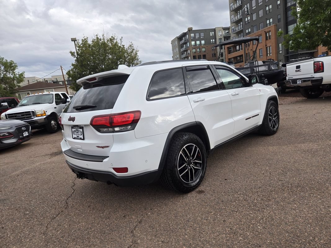 Used 2019 Jeep Grand Cherokee Trailhawk AWD/4WD image 9