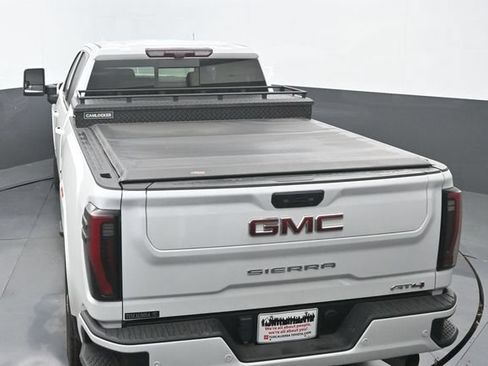Used 2024 GMC Sierra 2500 AT4 w/ AT4 Premium Plus Package AWD/4WD image 15