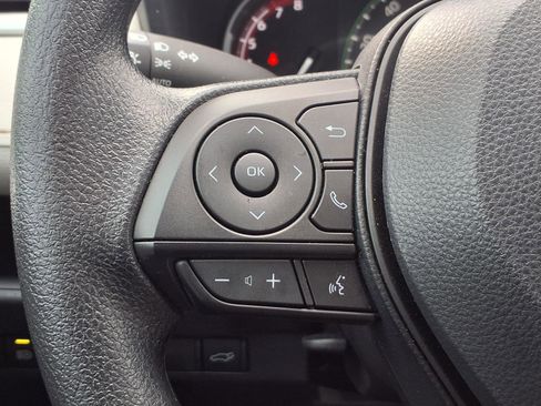 Certified 2025 Toyota RAV4 XLE w/ Convenience Package image 15