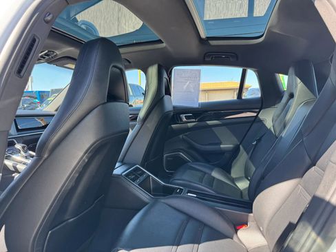 Used 2017 Porsche Panamera 4 AWD/4WD image 12