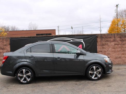 Used 2017 Chevrolet Sonic Premier image 5